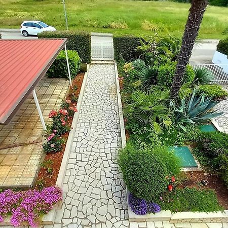Apartment A4 Ines Near Beach Porec Exterior photo