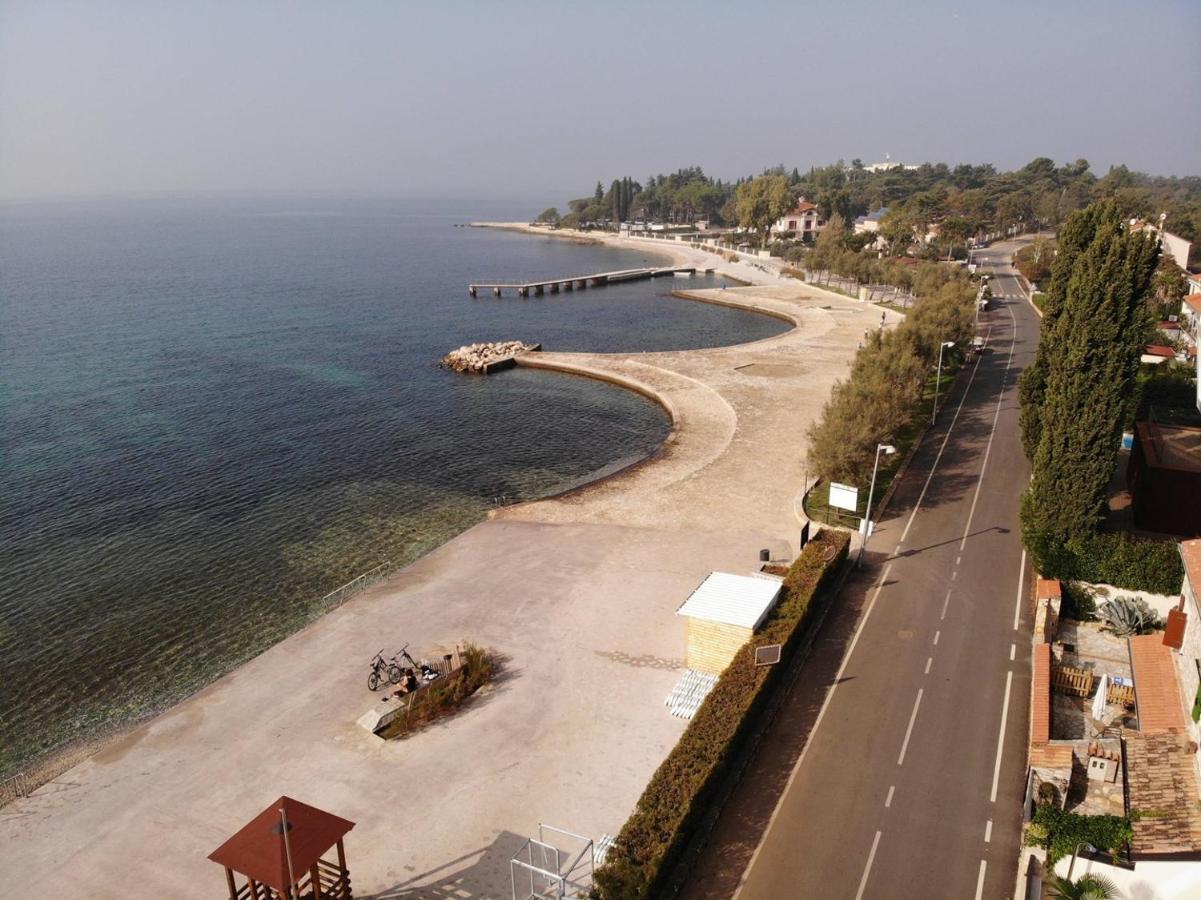 Apartment A4 Ines Near Beach Porec Exterior photo